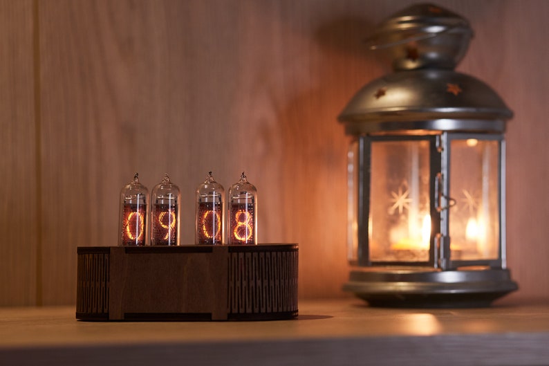 BESTSELLER Nixie Tube Clock with New IN-14 Nixie Tubes, Visual E BESTSELLER Nixie Tube Clock with New IN-14 Nixie Tubes, Visual E