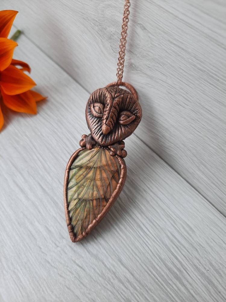 Collana, pendente con gufo in labradorite, owl pendant, empath protection pendant