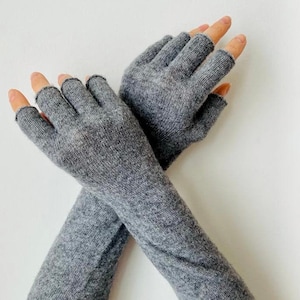 Warm Knit Gloves**Light Gray Fingerless Winter Gloves for Women**Wool Arm Warmers**Beautiful Gift For Christmas For Her