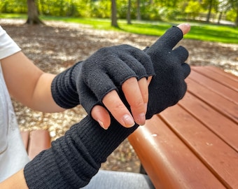 Winter Essential: Cozy Black Wool Knit Fingerless Gloves for Women – Perfect Christmas Gift Idea for Her