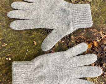 Unisex Angora Wool Over The Wrist Short FullFinger Winter Gloves Light Gray Mittens Great Christmas Gift