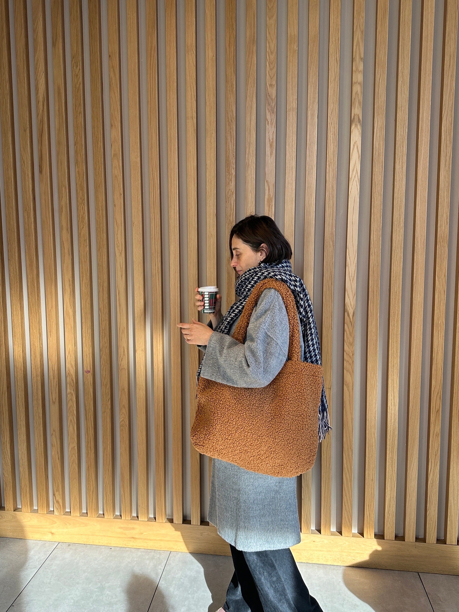 ★送料・関税込★Ossl★Handmade Dan.z fleece fluffy tote bag Amazon.com: Large Fleece Sherpa Purse Teddy Plush Fluffy