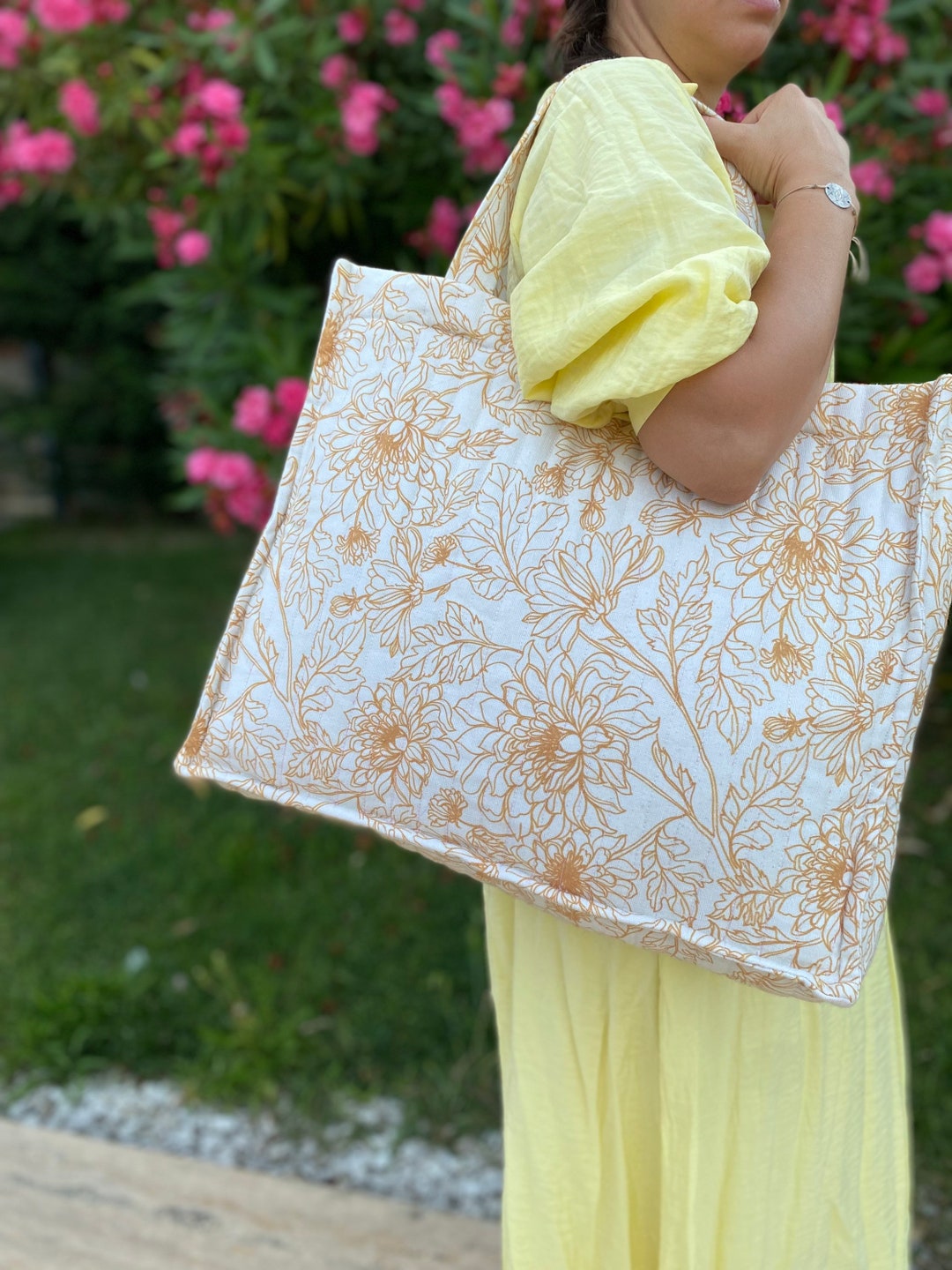 Autumn Vibe Quilted Tote Bag GFTOMA2476