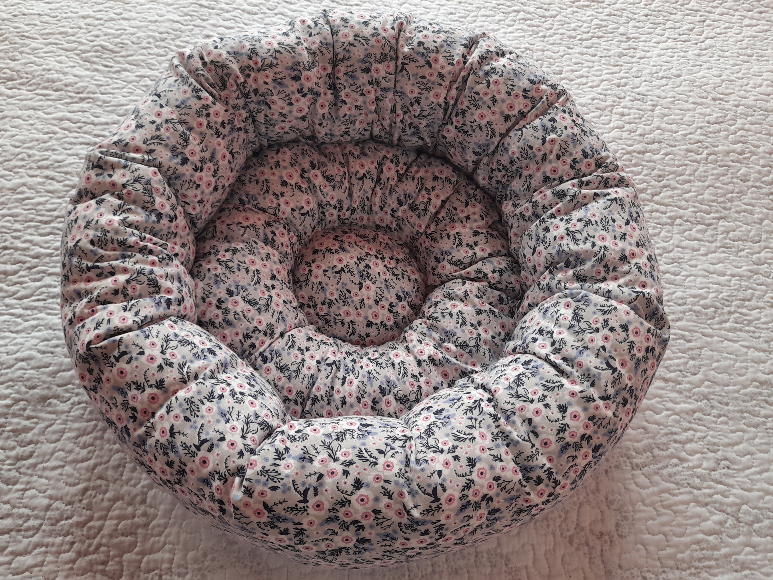 Trundle dog cheap bed