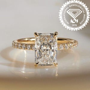 2 CT IGI Certified Radiant Cut Lab Grown Engagement Ring Hidden Halo Pave Diamond Anniversary Ring 14K Yellow gold Wedding Ring Gift for Her