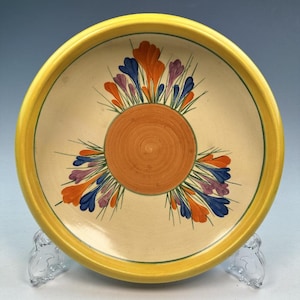 Clarice Cliff CROCUS pattern large Hiawatha shape bowl, 24cm. Art Deco, circa 1932.