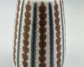 ヴィンテージ プール陶器 デルフィス花瓶 - 燃えるような赤、オレンジ