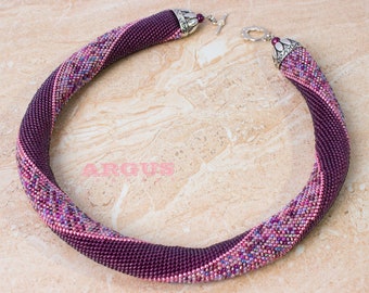 Collier au crochet, Collier ras de cou avec perles de rocaille, Cadeau tendance, Création de bijoux individuels, Corde au crochet élégante faite main