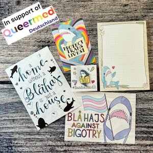 Blåhaj collection de requins en peluche - autocollants imprimés de cartes postales bloc-notes en émail bouton fierté trans BMSet7