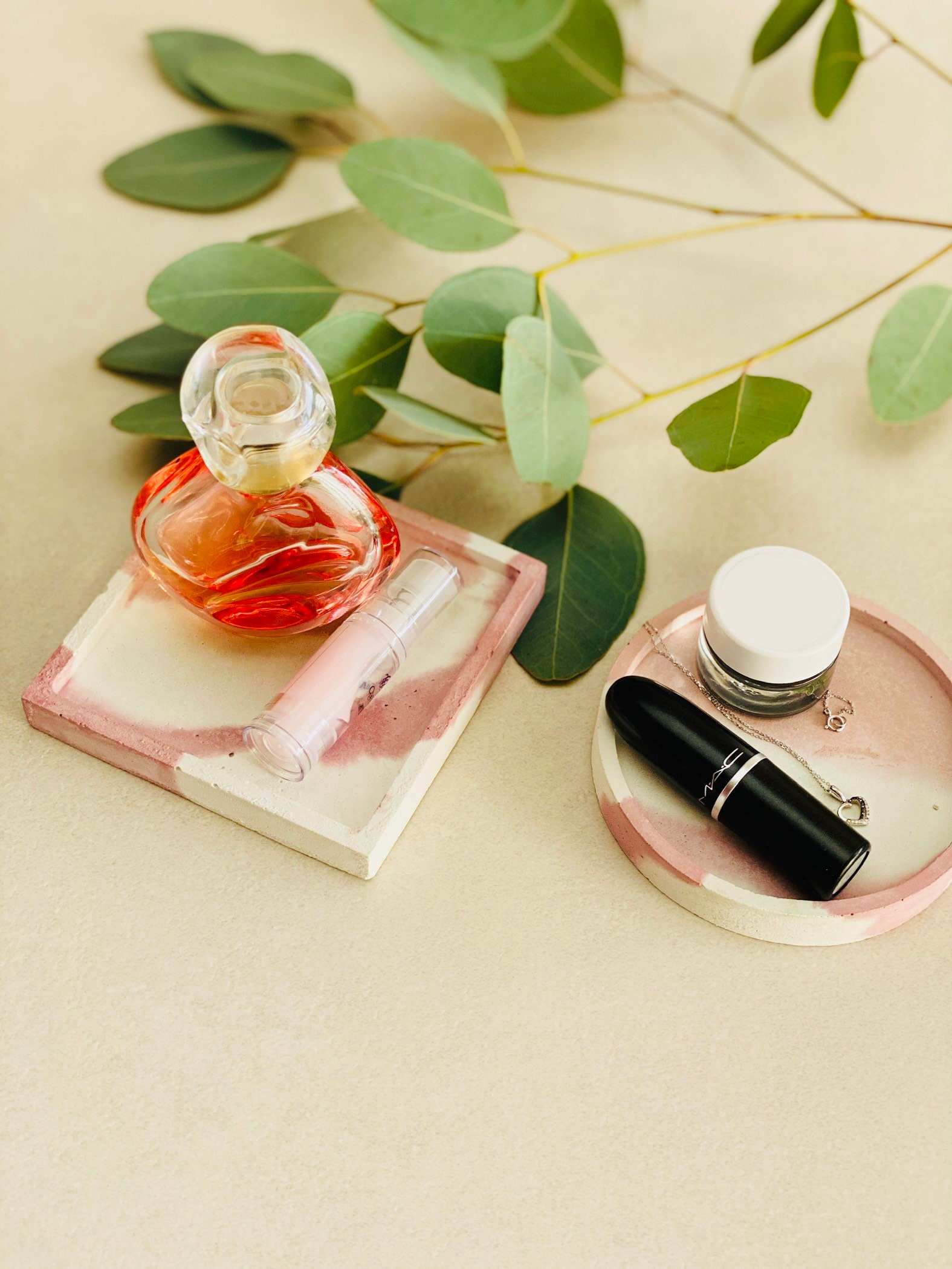 2 Plateaux Présentoirs Bijoux | Vide-Poches Rond & Carré Béton Accessoire Intérieur Design