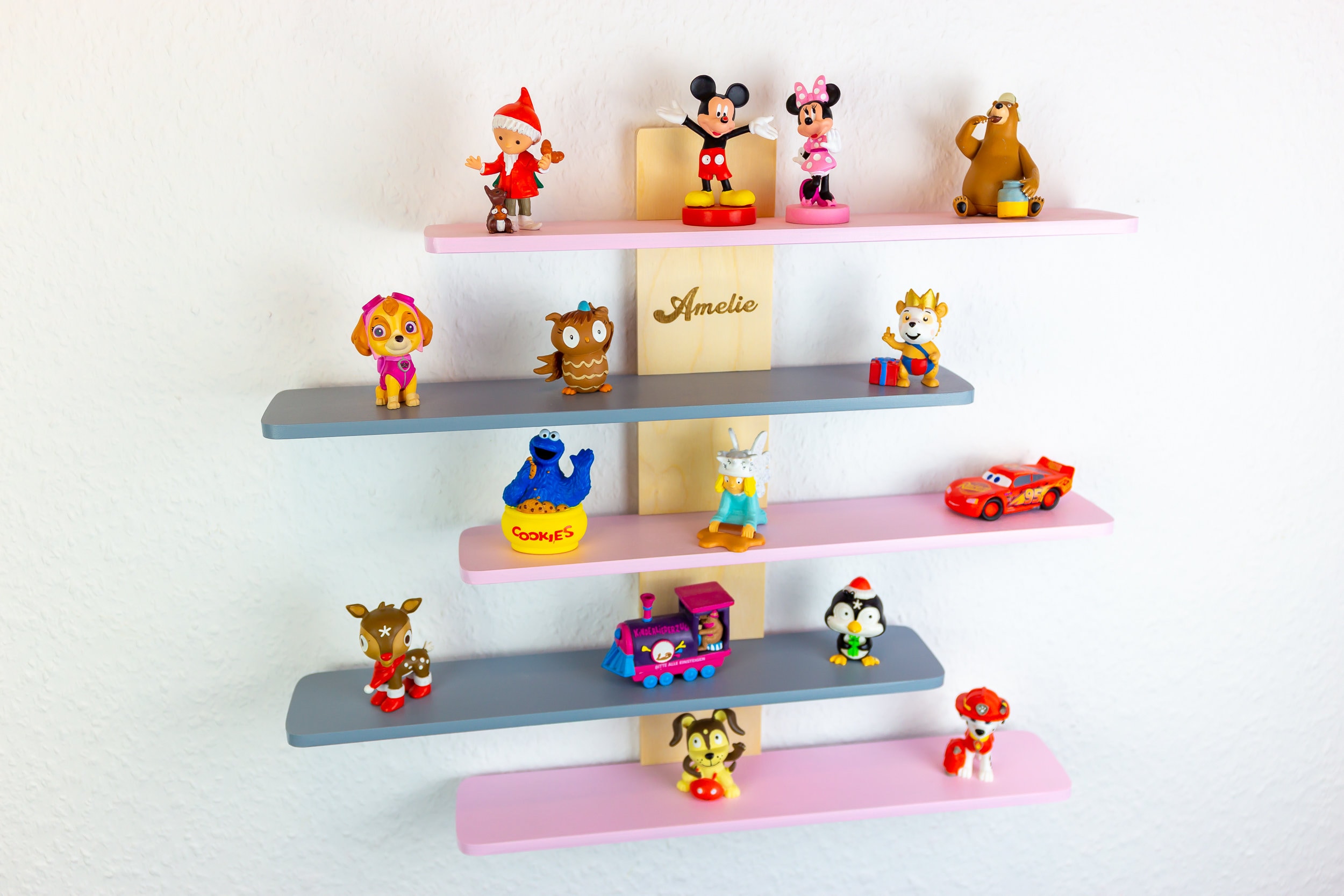 Xozoyo Dreieckiges Tonie Regal vollständig magnetisches Toniebox Regal für mehr als 40-50 Figuren Box Tonieregal für Mädchen und Jungen in weiß tonieregal zum hinstellen