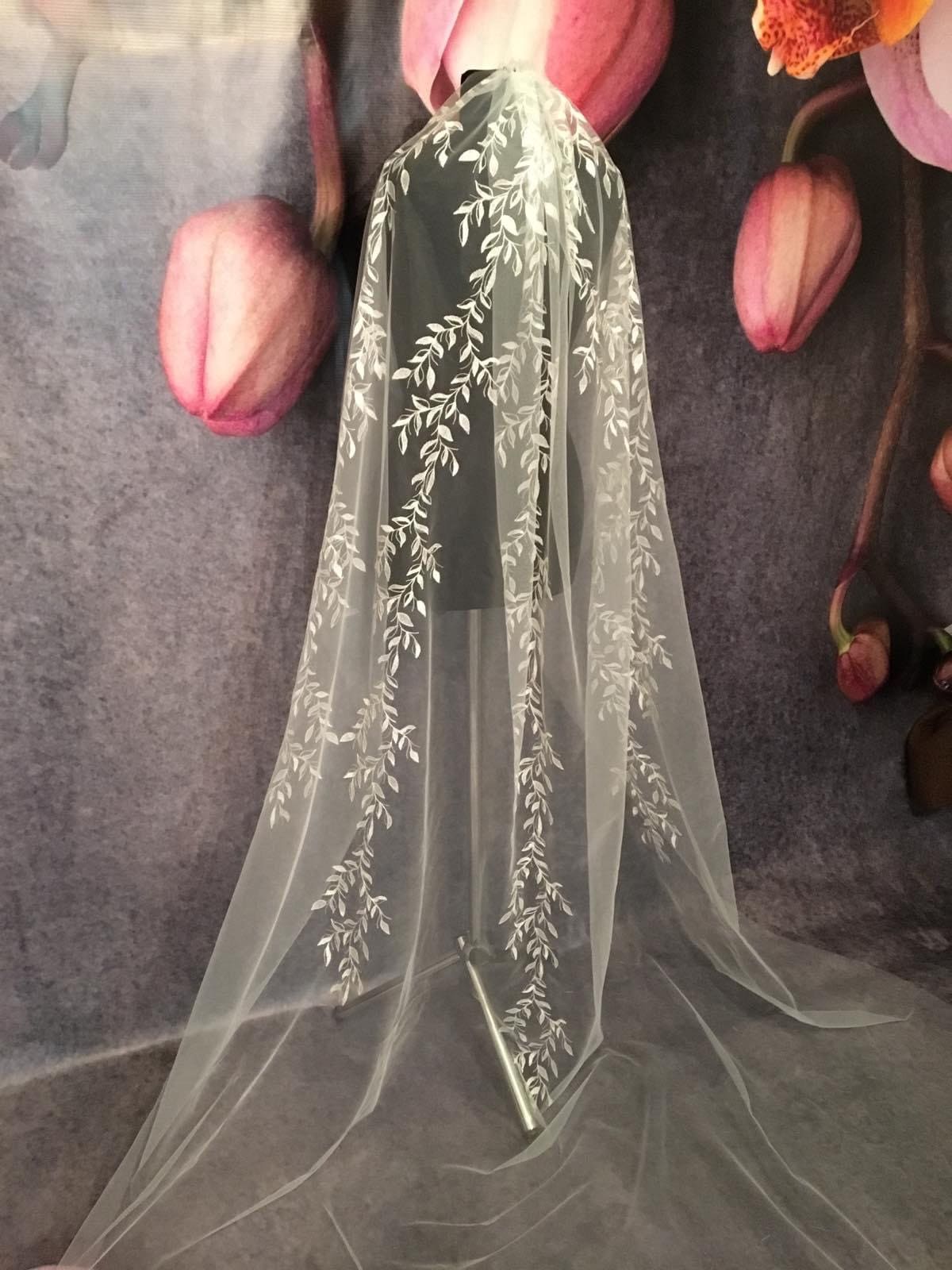 One Tier Veil Wedding Leaf Veil Ivory Lace Trim Veil Lace Etsy Australia