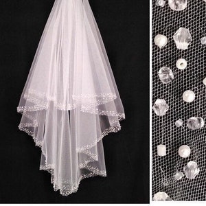 Wedding veil beaded two layer elegant bridal veil 2tier veil short beaded veil with comb veil pearl edge fingertip veil cathedral veil elbow