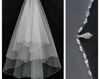 Wedding veil beaded two layer elegant bridal veil 2 tier veil short beaded veil with comb cathedral veil pearl edge fingertip veil chapel