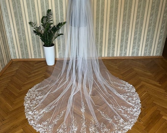 Bridal veil lace wedding lace veil flower leaf veil with lace wedding veil cathedral long veil royal veil chapel length veil fingertip veils