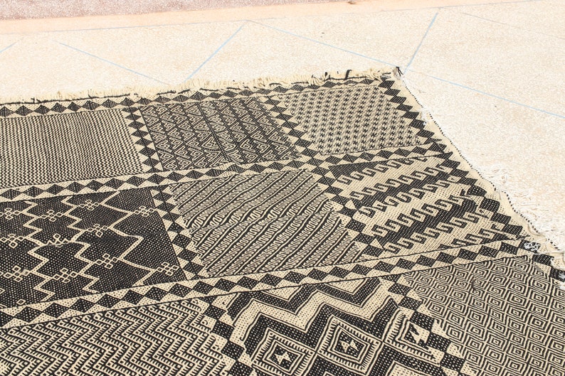 Kilim Moroccan Rug, Custom zanafi rug, Bohemian Nordic Rug, all wool rug, berber carpet for living room, home decor. image 6