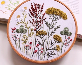 Roadside Wildflowers embroidery PDF pattern | Yarrow, Chamomile, Clover, Red Sorrel Meadow | hand embroidery design | Great for beginners