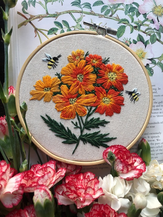Diablo Cosmos Floral Embroidery Pattern: Orange Bouquet With Bees