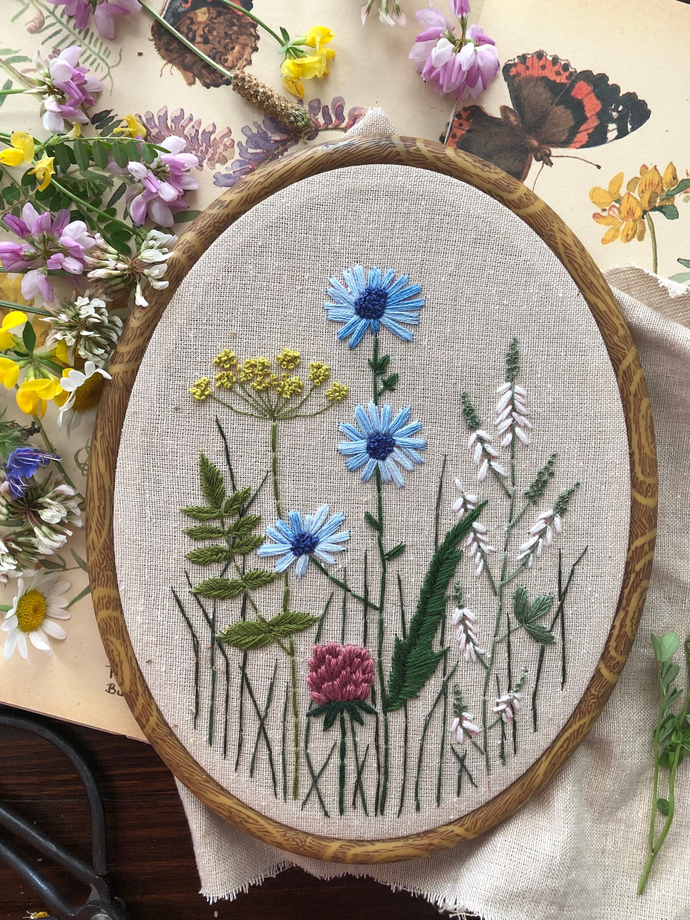 UND FLOWER RAISED EMBROIDERY TOPグリーン UND FLOWER RAISED EMBROIDERY TOP（カーディガン/ボレロ