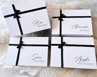 Personalized Magnetic Box, Personalized Bridesmaid Box, Groomsmen Box Personalised Gift Box,  Empty Box, Gift Ideas Bridesmaid Proposal Box