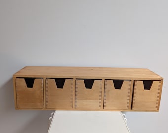 Armário para especiarias IKEA FORHOJA com design vintage de meados do século XX, dos anos 80/90.