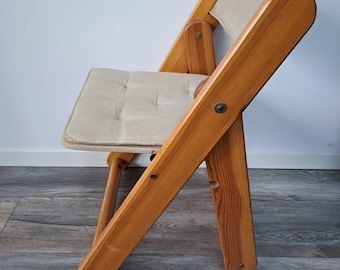 Vintage Mid Century style IKEA KON TIKI folding chair design by Gillis Lundgren from the 70/80s