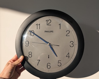 Vintage Postmodern style PHILIPS HL 5291 wall clock radio controlled from the 80s
