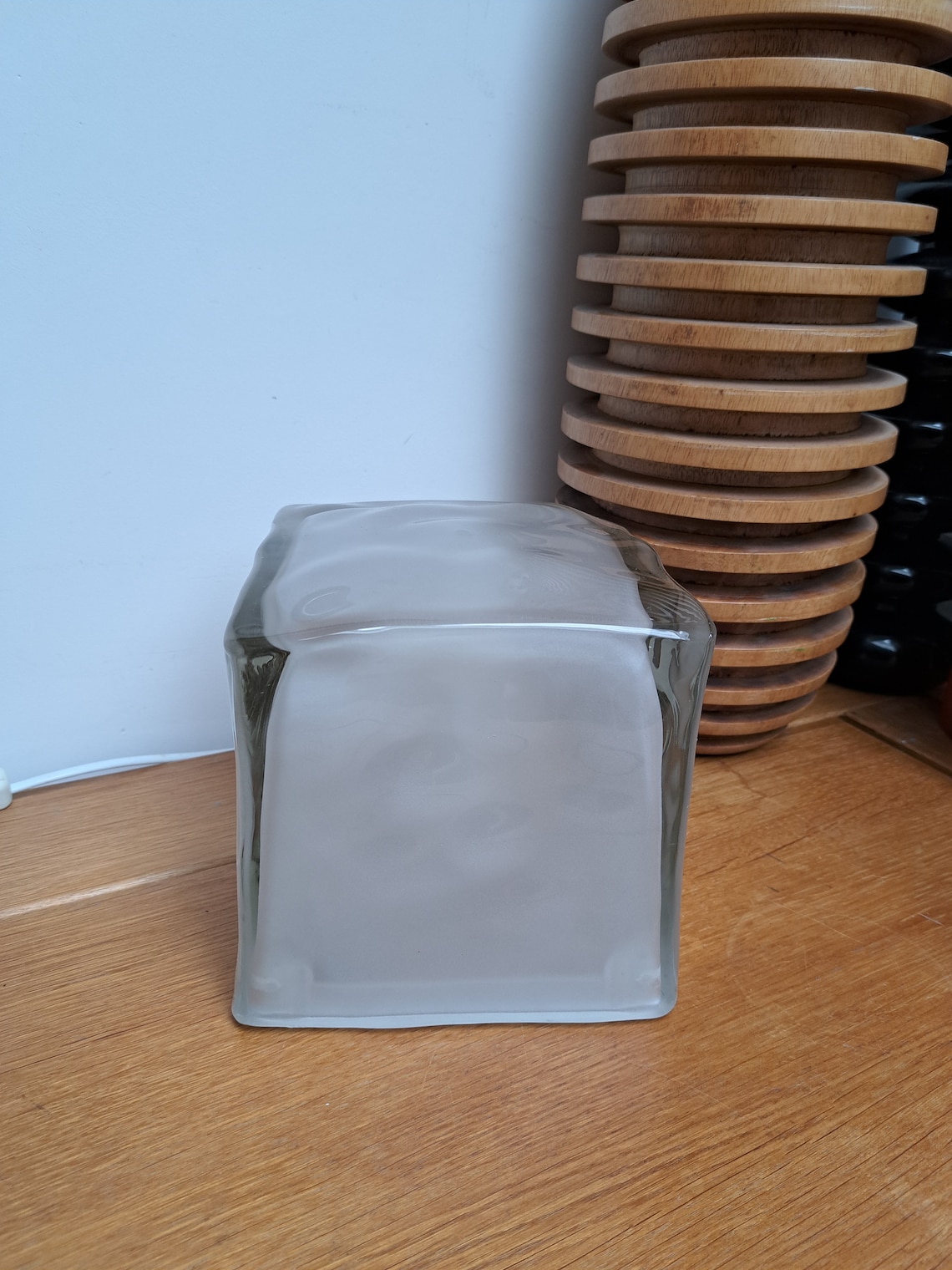 Vintage MODERNIST design IKEA IVIKEN solid glass icecube tablelamp from the 90s, foto 2 de 5