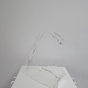 Vintage MODERNIST style transparent lucite bottleholder and pourer from the 70/80s