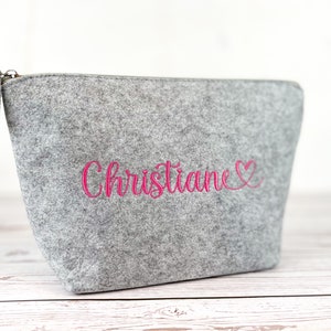 Personalisierte Kosmetiktasche | Hellgrau oder Anthrazit | Individuelle Bestickung mit Namen | Perfektes Geschenk für Mutter, Oma, Freundin