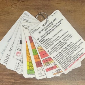 Juego de 7 tarjetas de bolsillo educativas sobre atención sanitaria: paquete pediátrico