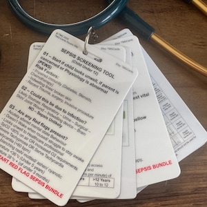 Conjunto de 12 tarjetas educativas de bolsillo sobre atención médica, enfermería y medicina, con información sobre detección de sepsis (adultos y niños) y ELA (adultos y niños).