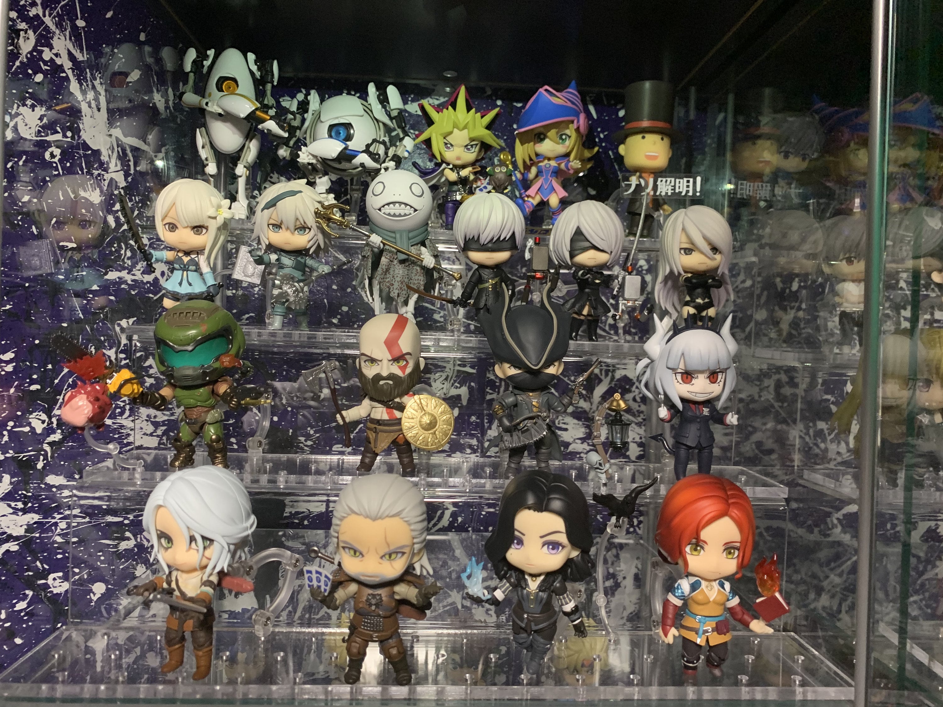 Floating Shelf for NENDOROID Figures