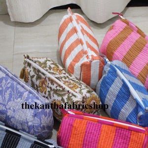 Sac pochette moyen fait main en coton imprimé bloc, Lot de 10 pièces Sac pochette en coton matelassé, Trousse de toilette indienne en coton, Trousse à cosmétiques pour femme