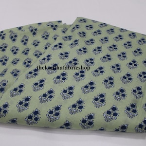 Grün Floral Bedruckter Baumwollstoff: Indischer Quilting Stoff