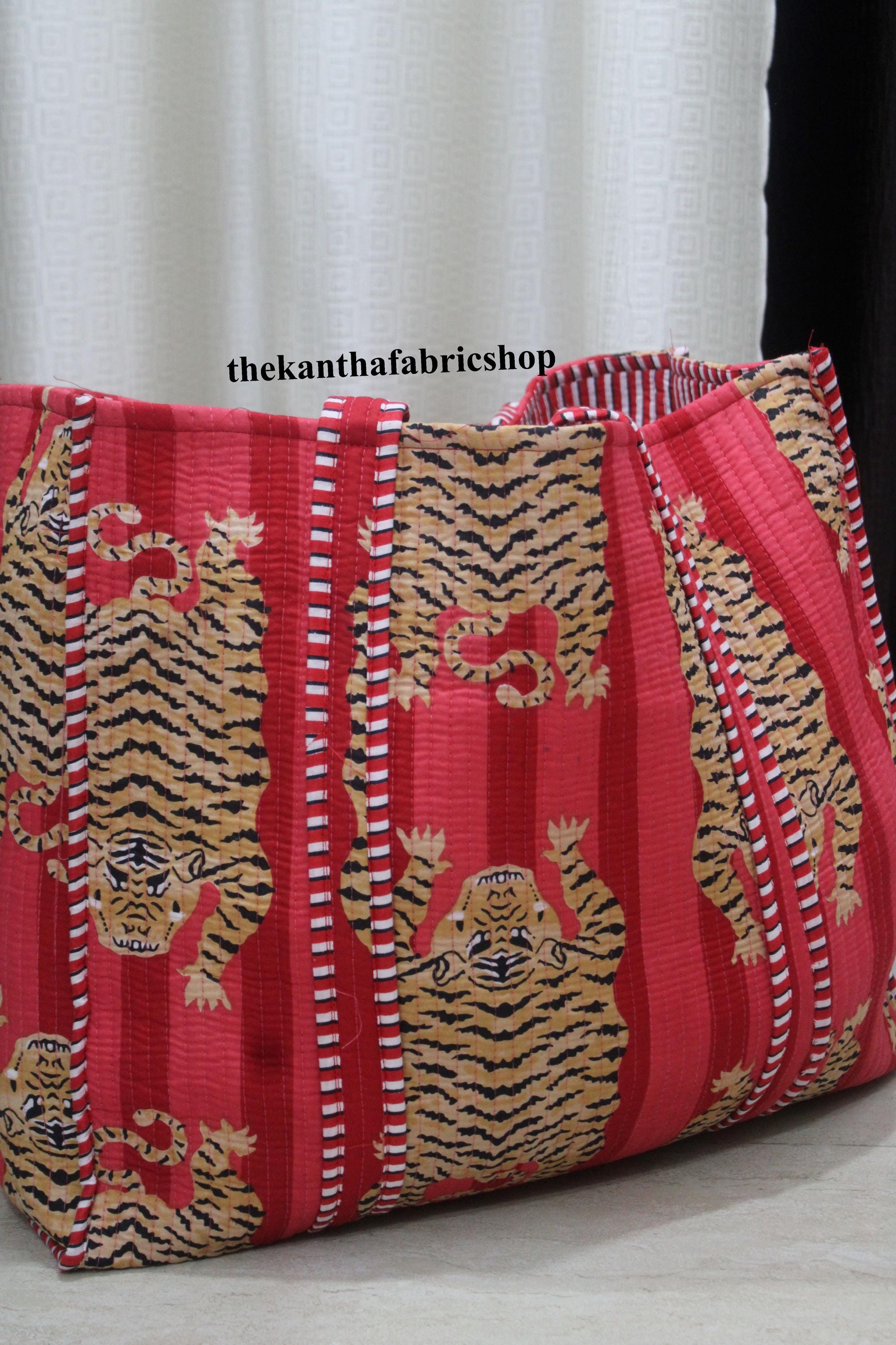 虎柄キルティングコットントートバッグ：インド製ハンドメイド