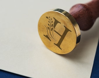 Individual wax seal with a letter, personalized seal, wedding, stamping, wax seal, DIY retro stamp