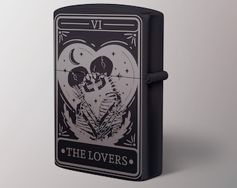 Encendedor de metal color petróleo con diseño grabado de amor del Tarot / Encendedor personalizado