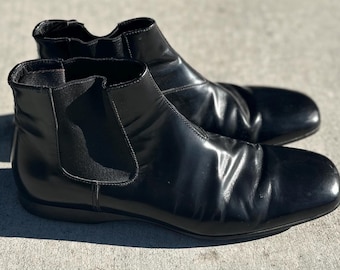 Prada Men\'s Glossy Black Leather Boots Black Brushed Leather Chelsea Boots | PRADA main image 3