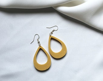 Lonely Teardrop Earrings