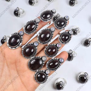 Stjärnrubinringar, minimalistisk månstensrubinring med ädelsten - designerring i sterlingsilver - dubbla stenringar - förlovningsring - elegant ring