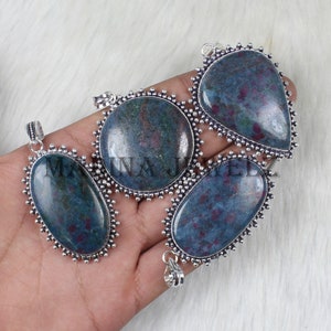 Rubin Kyanithänge Sterlingsilversmycken Hängen, Rubin Kyanit smycken, Kyanit ädelstenshänge Boho hänge Collet-hänge för kvinnor