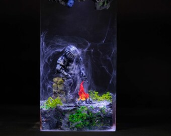 Duża lampa z żywicy rycerza: ręcznie robiona lampka nocna z gry Dark Souls