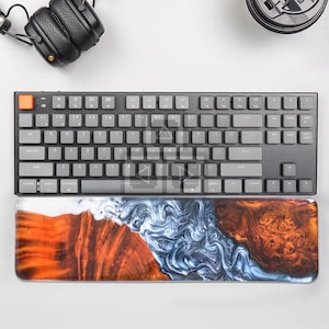 Keyboard Wrist Rest, Ying Yang Wood Resin Wrist Rest, Resin Wrist Rest, Mouse pad with wrist rest, gamer gifts, Game Decor, TKL Wrist Rest