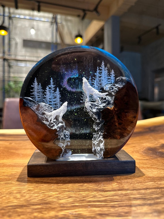 Silver Wolf Resin Lamp, Handmade decor Epoxy Lamp, Black wolf resin art, northern lights gift
