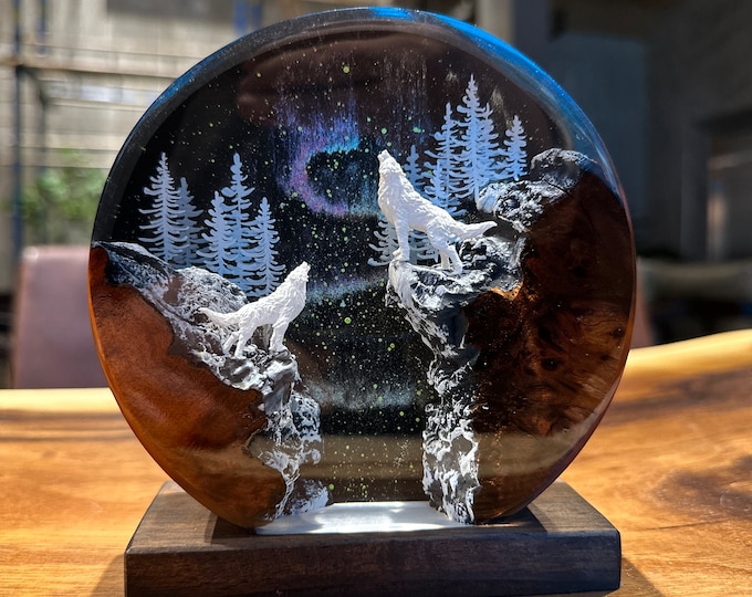 Silver Wolf Resin Lamp, Handmade decor Epoxy Lamp, Black wolf resin art, northern lights gift