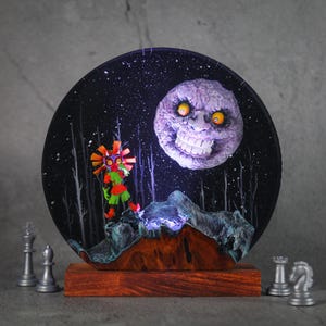 Handmade Majora Mask Resin Lamp: Zelda Room Decor Light