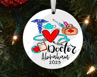 Personalized Doctor Ornament, New Doctor Christmas Gift, Gift for Boss, Medical School Christmas Gift, Graduation Gift for Dr