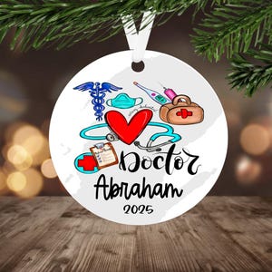 Personalized Doctor Ornament, New Doctor Christmas Gift, Gift for Boss, Medical School Christmas Gift, Graduation Gift for Dr 2025