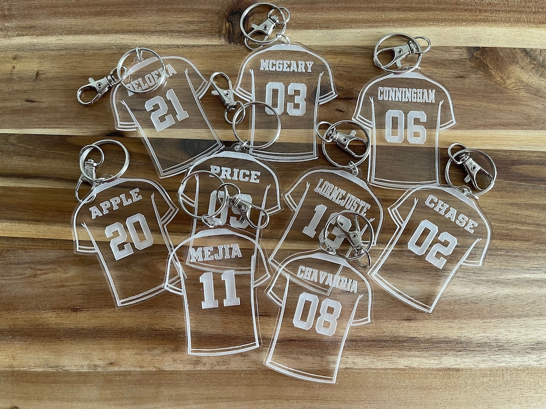 soccer-team-gifts-jersey-keychains-soccer-personalized-keychain